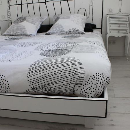 Hippolits Apartment ชาเตล-กียง ภายนอก รูปภาพ